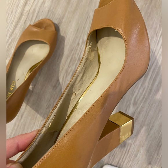 Nine West | Tan Leather with Gold Heel Accent Open Toe Pumps | Size 7.5 - Picture 7 of 7